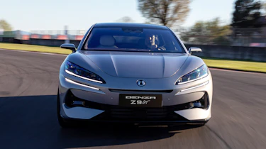 Denza Z9GT - full front