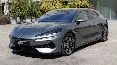 Denza Z9GT - front static