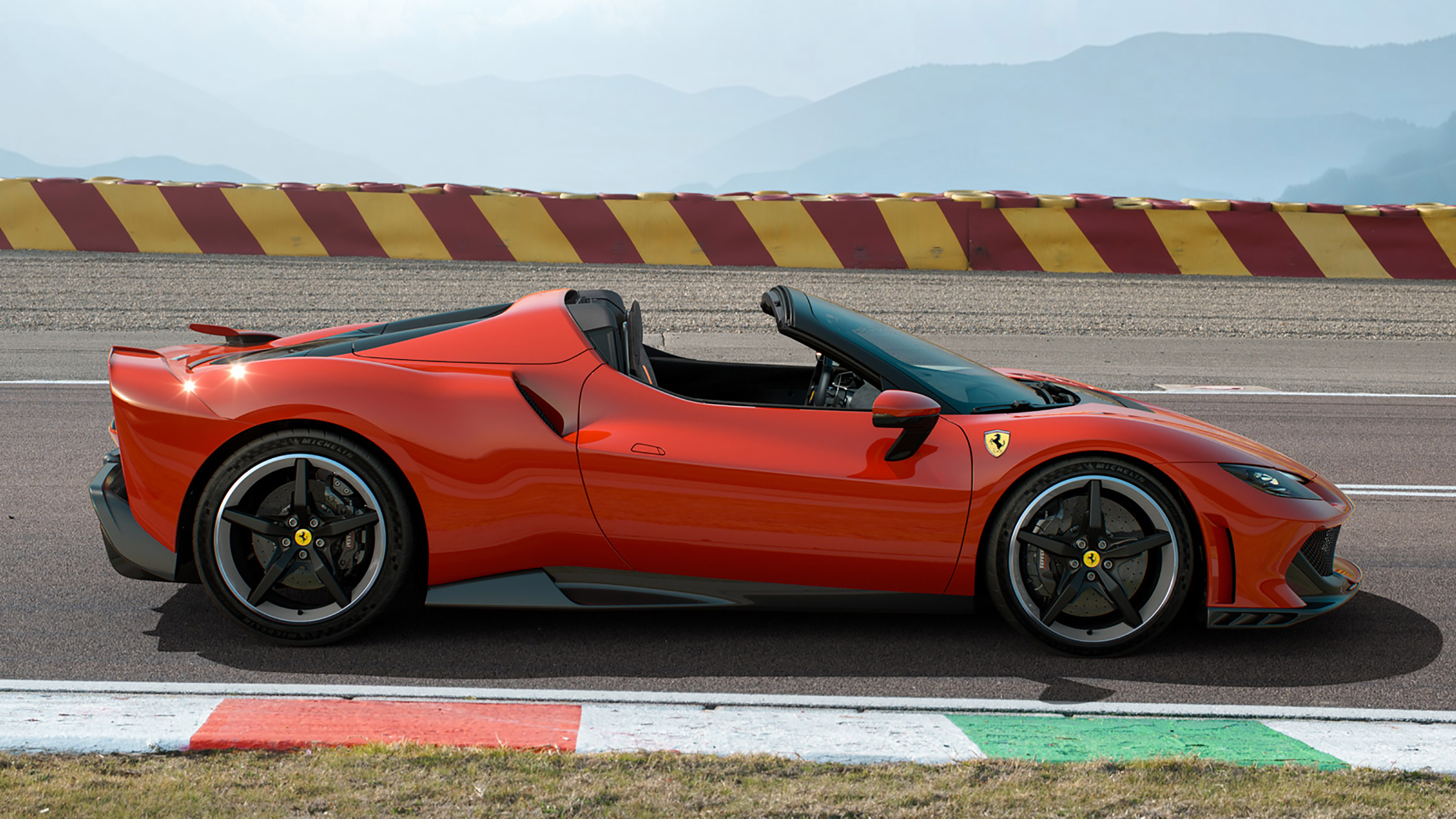 Ferrari 296 Speciale A - side