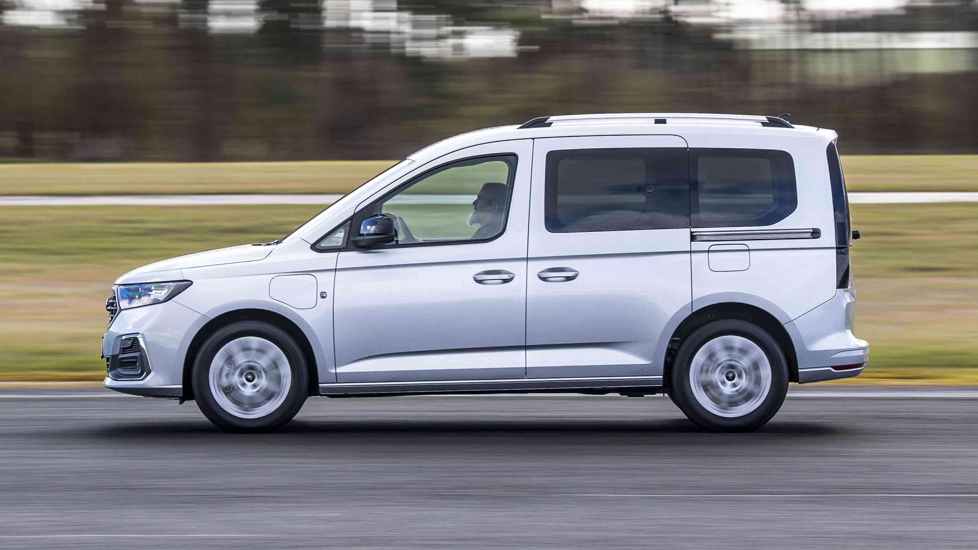 Ford Tourneo Connect - side, nearside