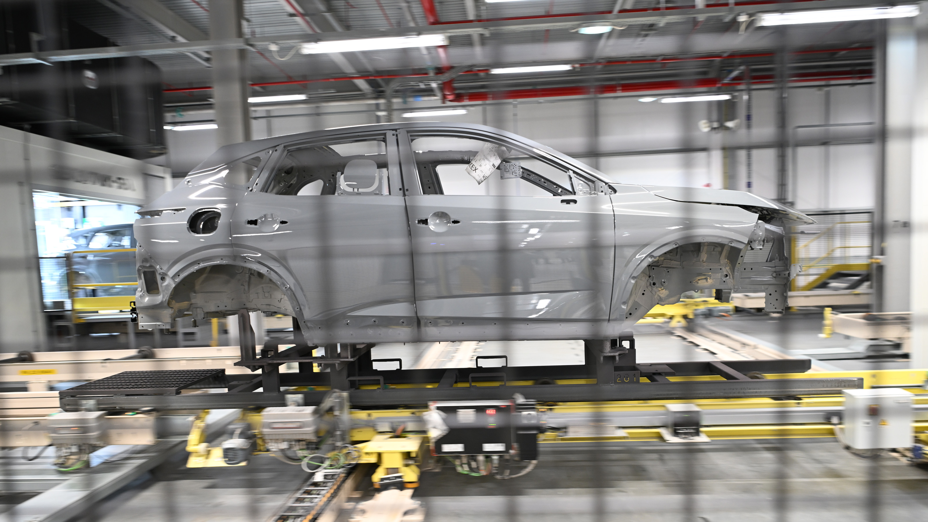 Future of Nissan in the UK - body shop