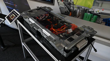 Future of Nissan in the UK - battery cutaway