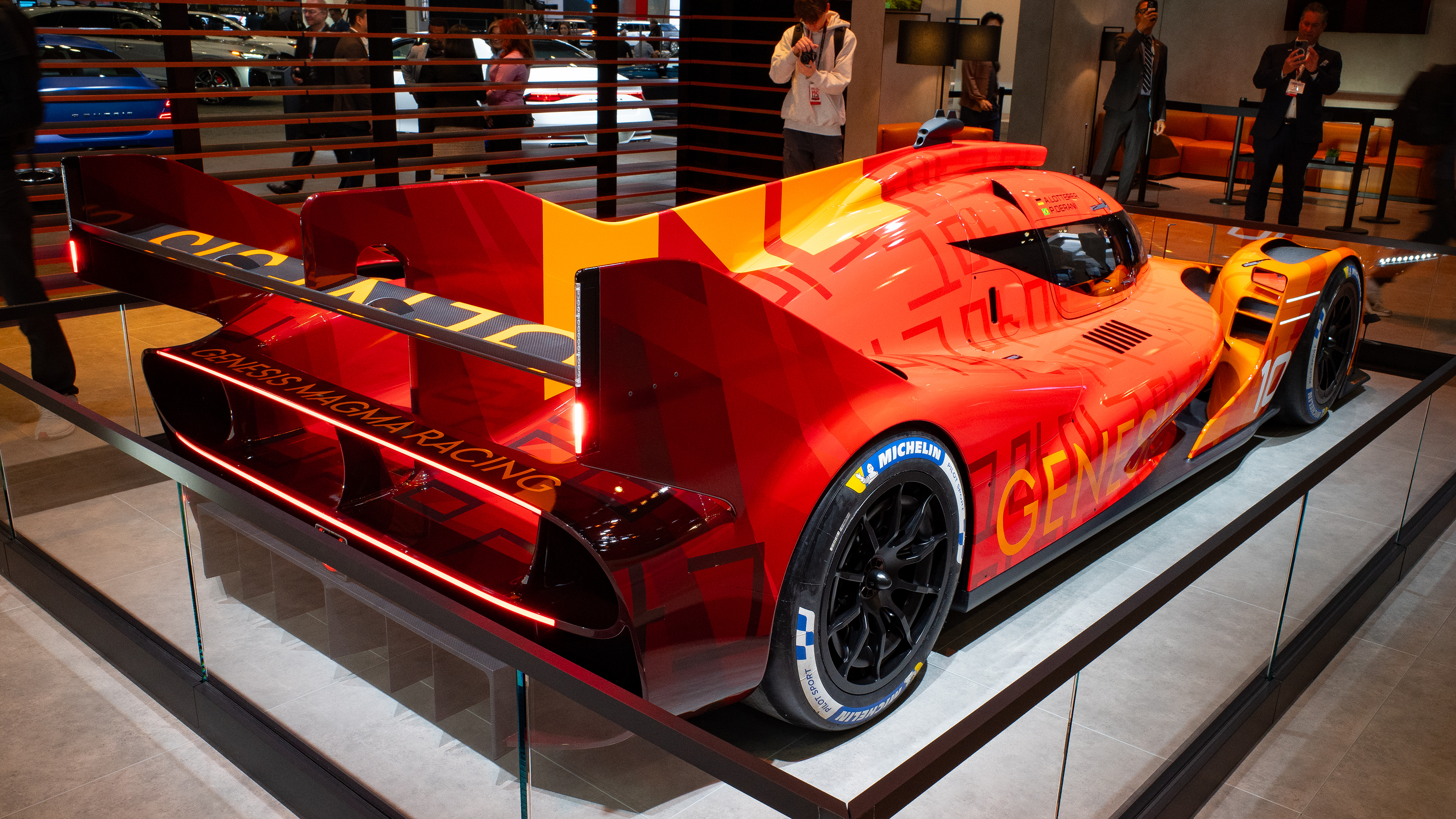 Genesis GMR-001 - rear 3/4
