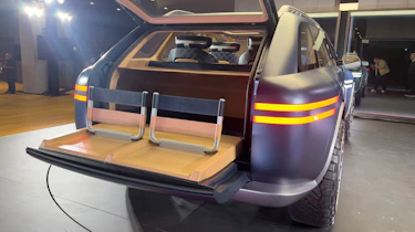 Genesis X Gran Equator studio - boot seats
