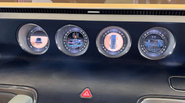 Genesis X Gran Equator studio - dials