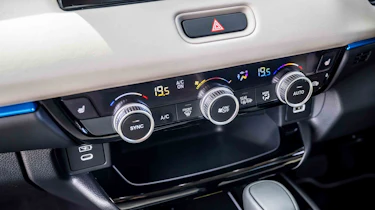 Honda HR-V - climate controls