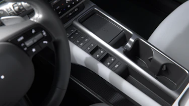 Hyundai Ioniq 6 facelift - interior detail