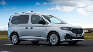 Ford Tourneo Connect - front tracking
