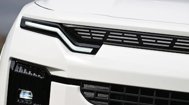 KGM Actyon K50 long-term test - headlight