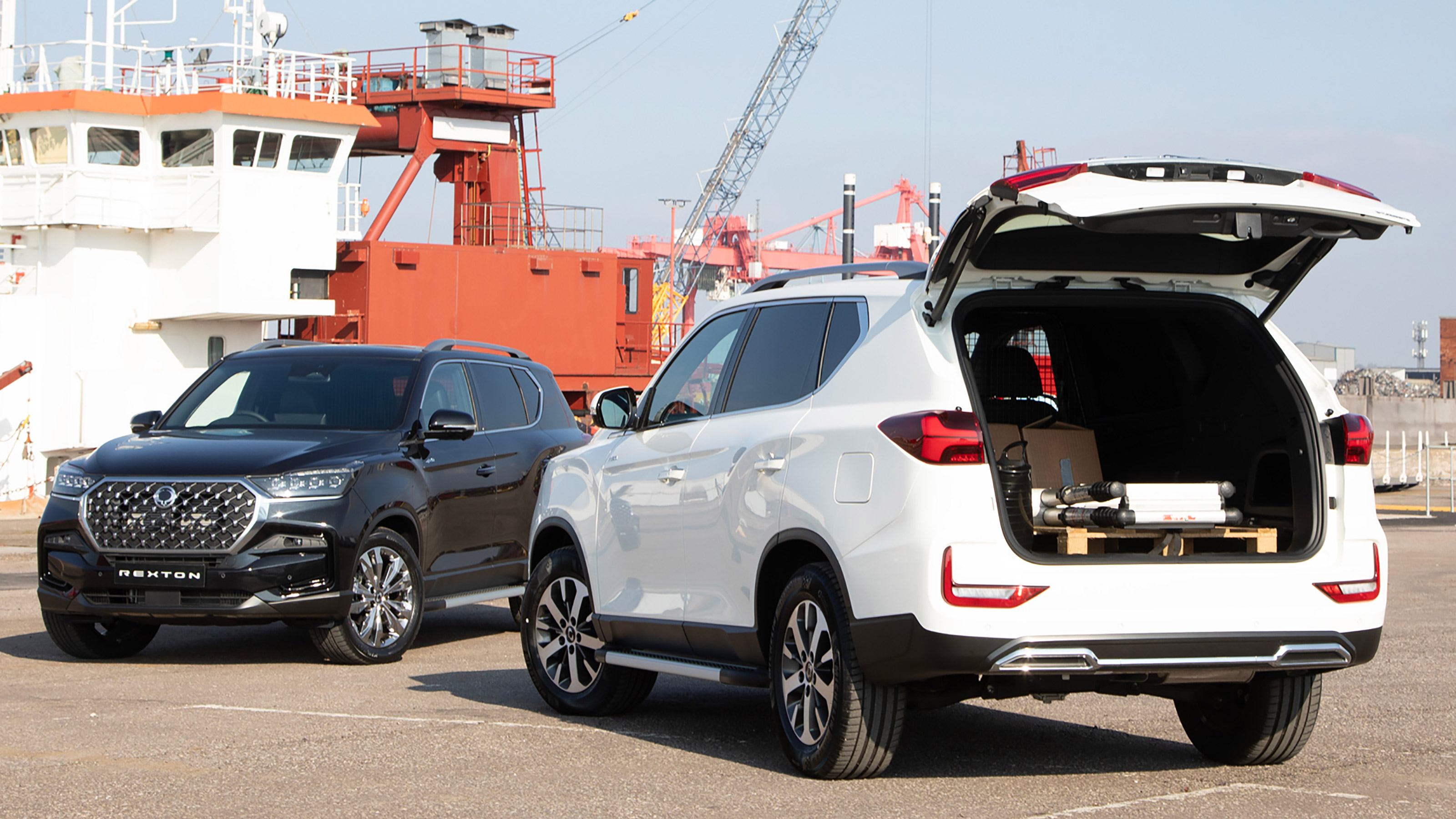 KGM Rexton Commercial van - range boot open