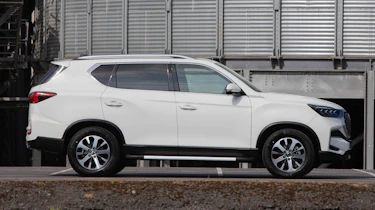 KGM Rexton Commercial van - side