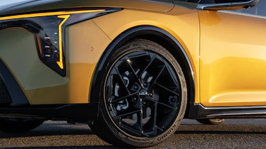 Kia K4 hatch - wheel