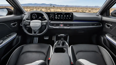 Kia K4 hatchback - dash