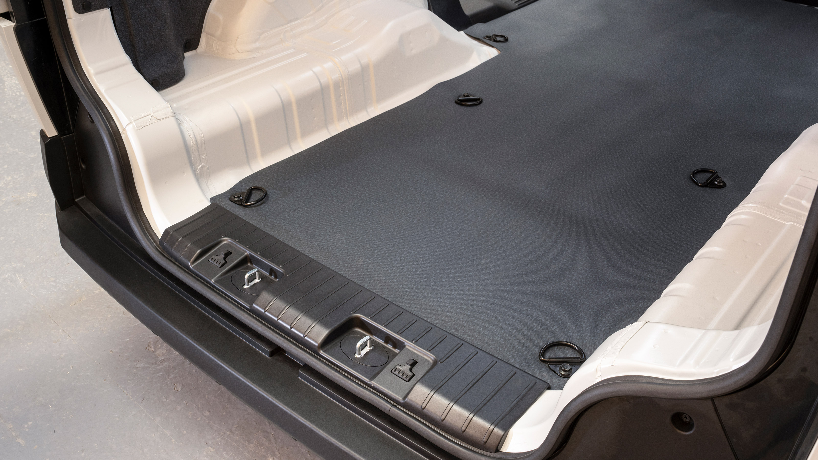 Kia PV5 Cargo - load bay 2