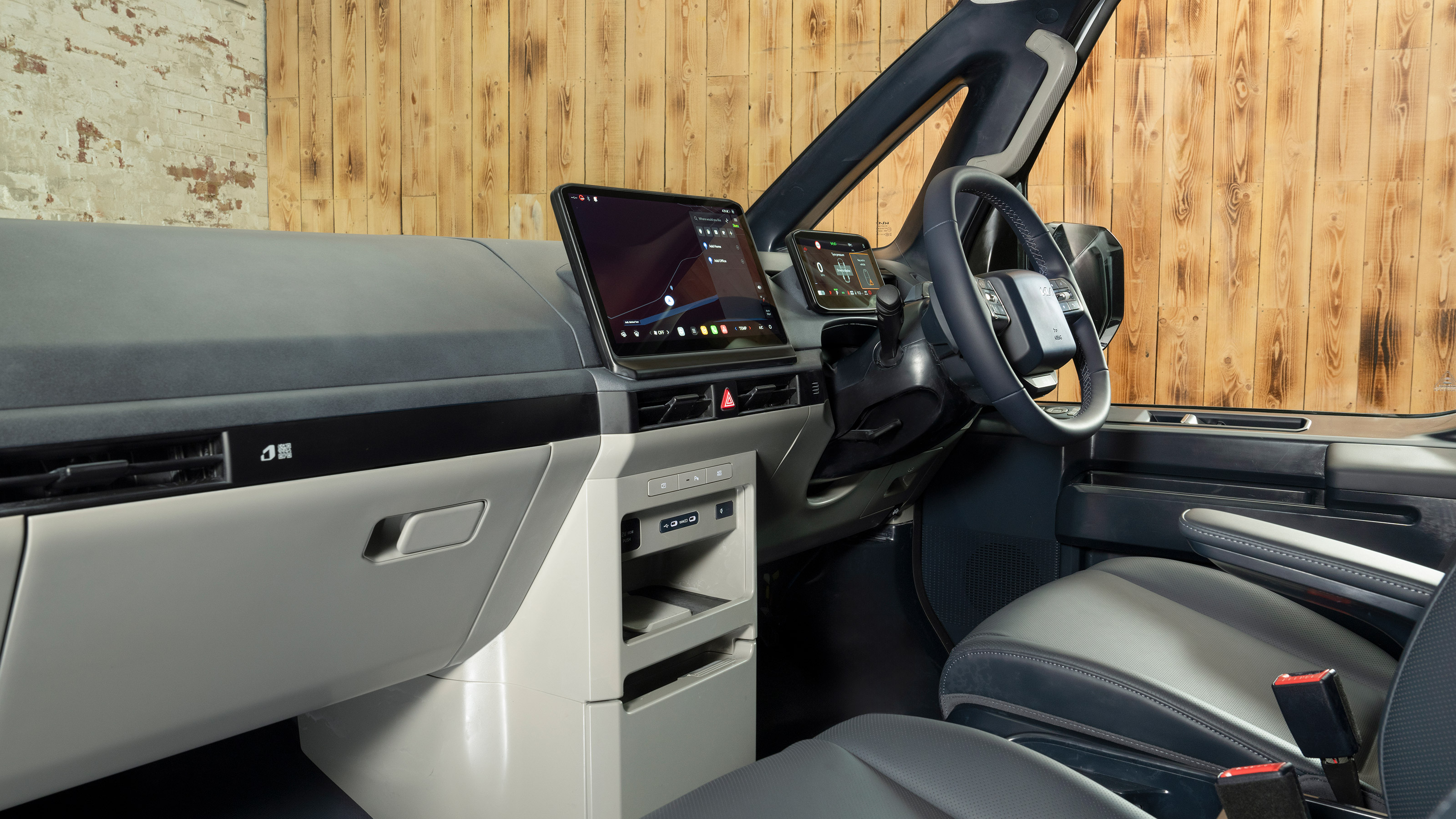 Kia PV5 Cargo - cabin