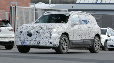 Mercedes GLB (camouflaged) - front