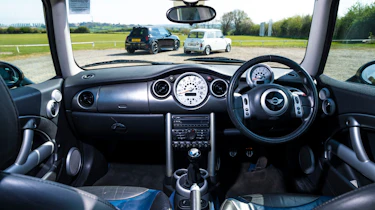 MINI Cooper S R53 interior