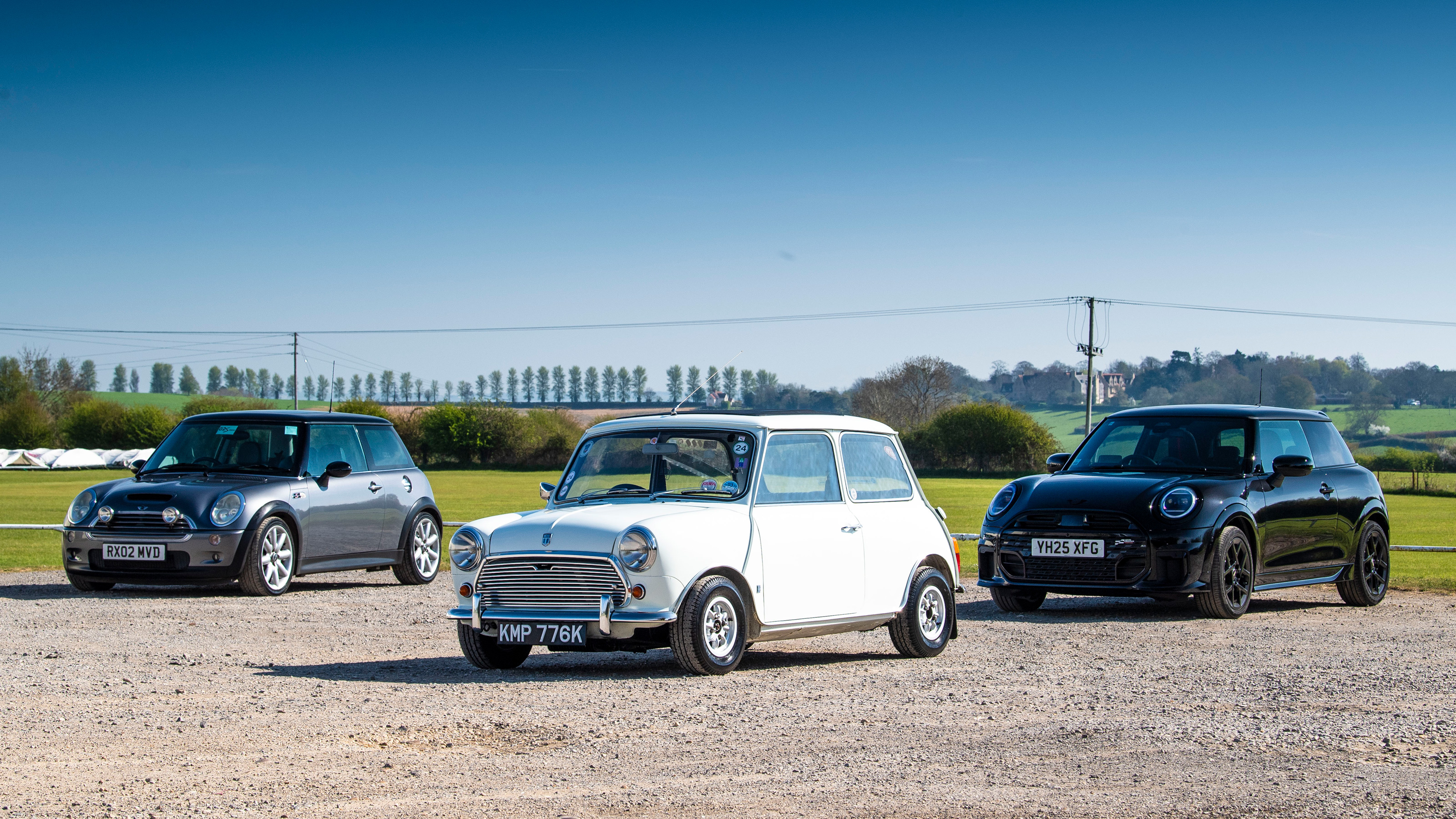 Mini Cooper S, MINI Cooper S R53, and MINI Cooper - front static