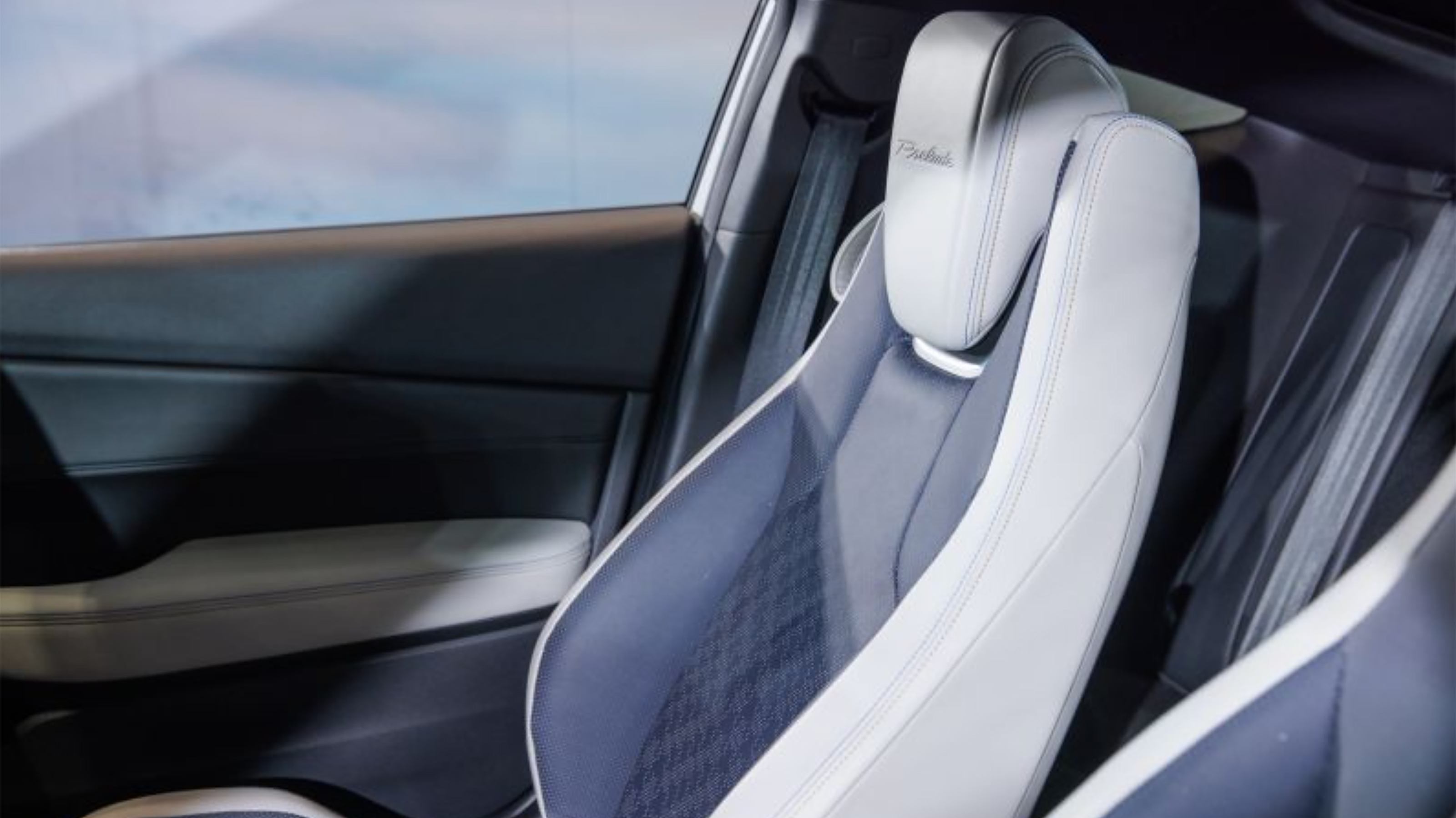 New Honda Prelude - seats