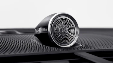 Polestar 2 - dashboard speaker