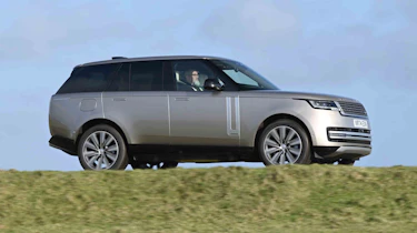 Range Rover - side panning, driver's side