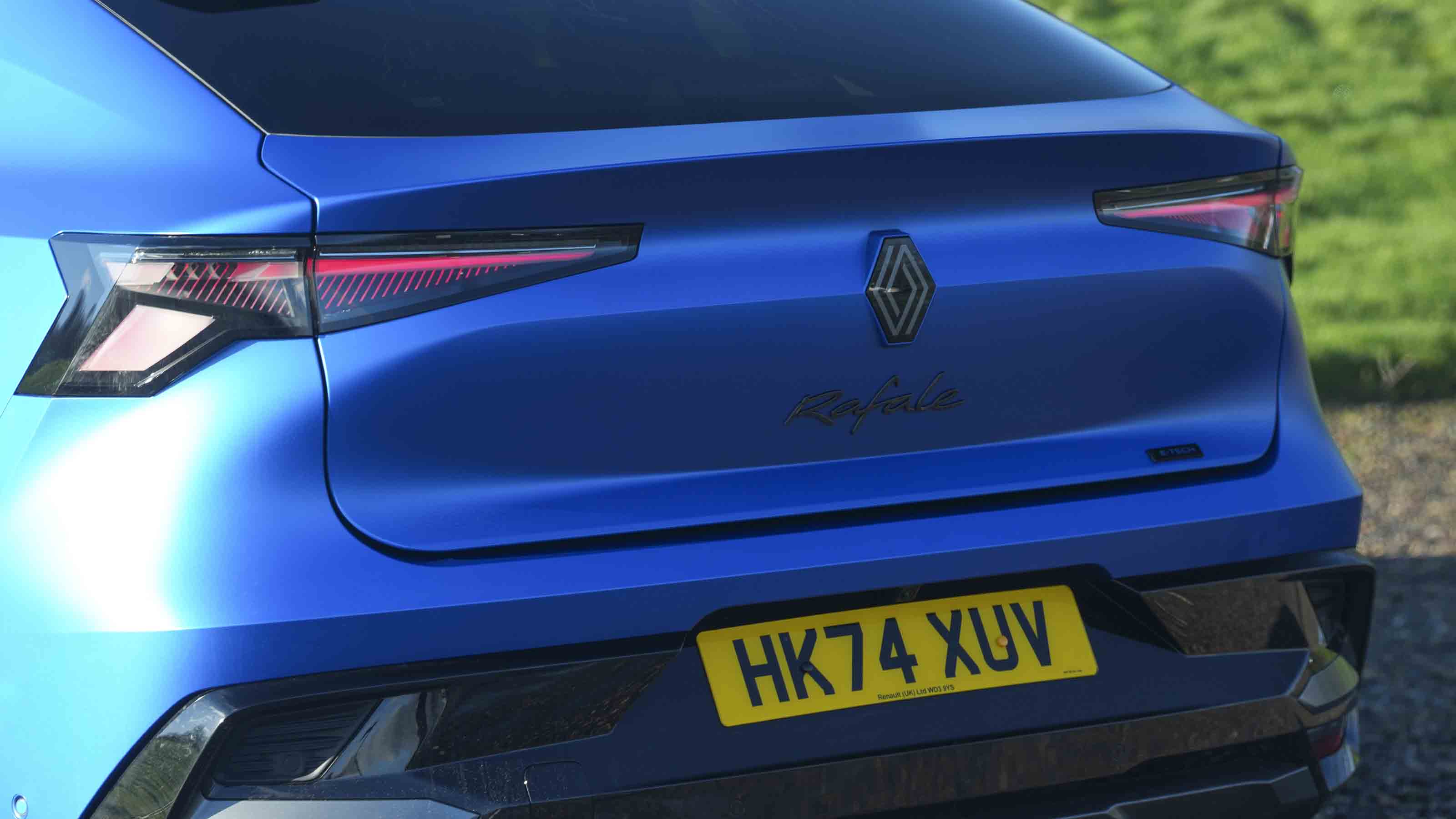 Renault Rafale - tailgate detail