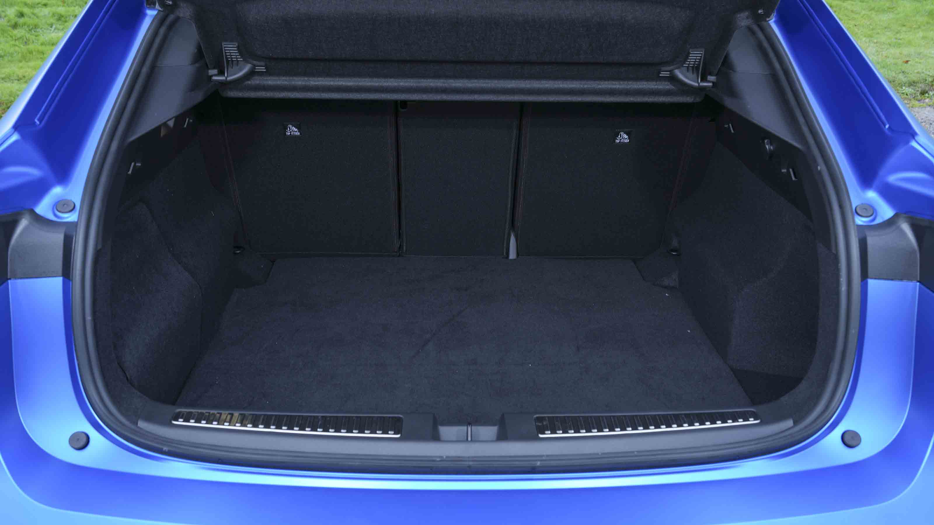Renault Rafale - boot