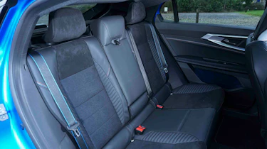 Renault Rafale - rear seats