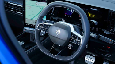 Renault Rafale - steering wheel detail