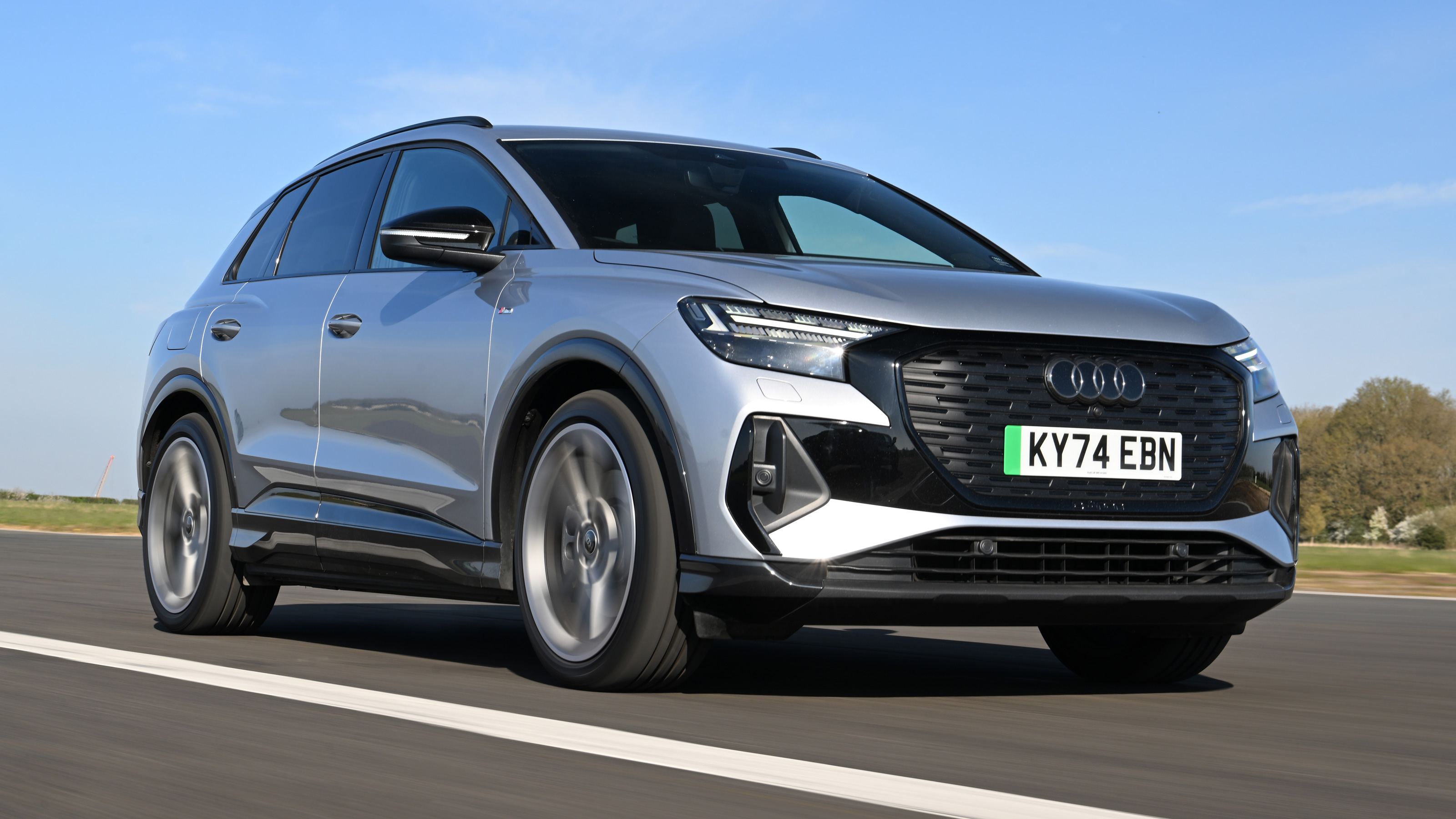 Audi Q4 e-tron - interior