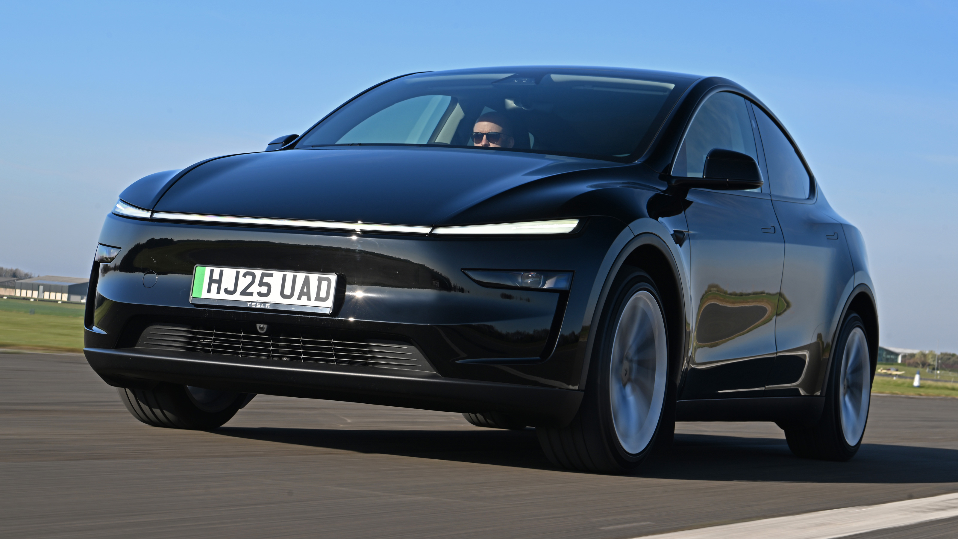 Tesla Model Y - front tracking