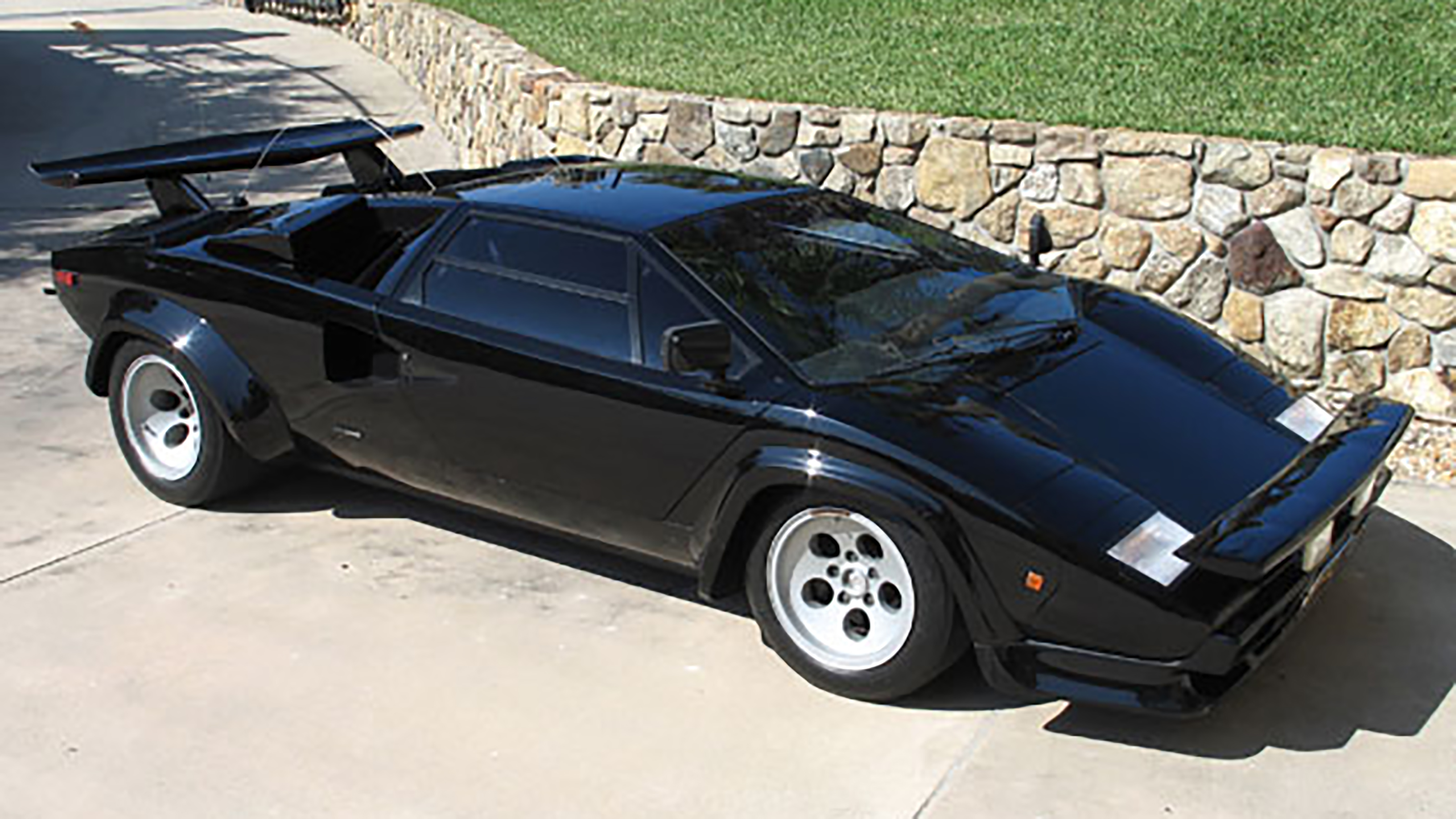 The Cannonball Run - Lamborghini Countach LP 400 S