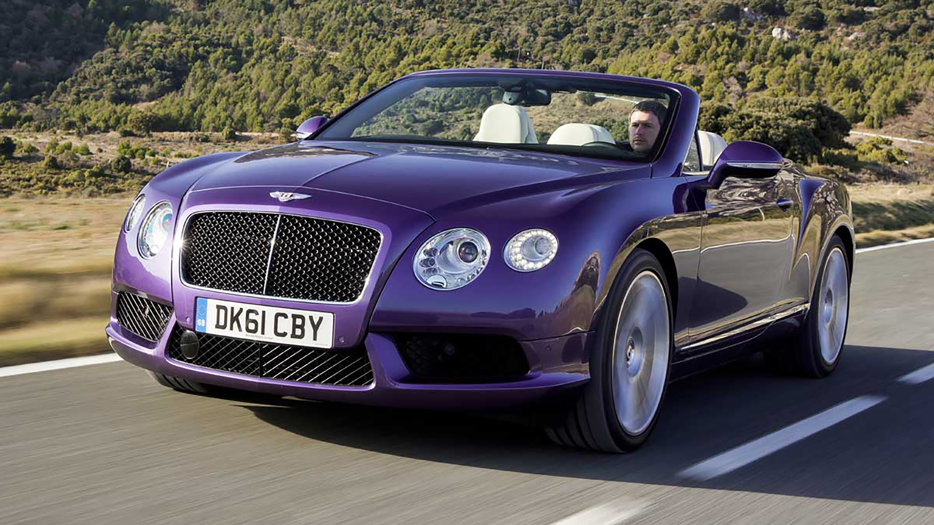 Bentley Continental GTC - front tracking