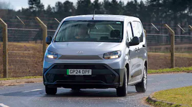 Toyota Proace City Verso - front corner