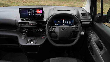 Toyota Proace City Verso - dashboard