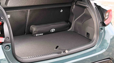 Toyota Yaris - boot
