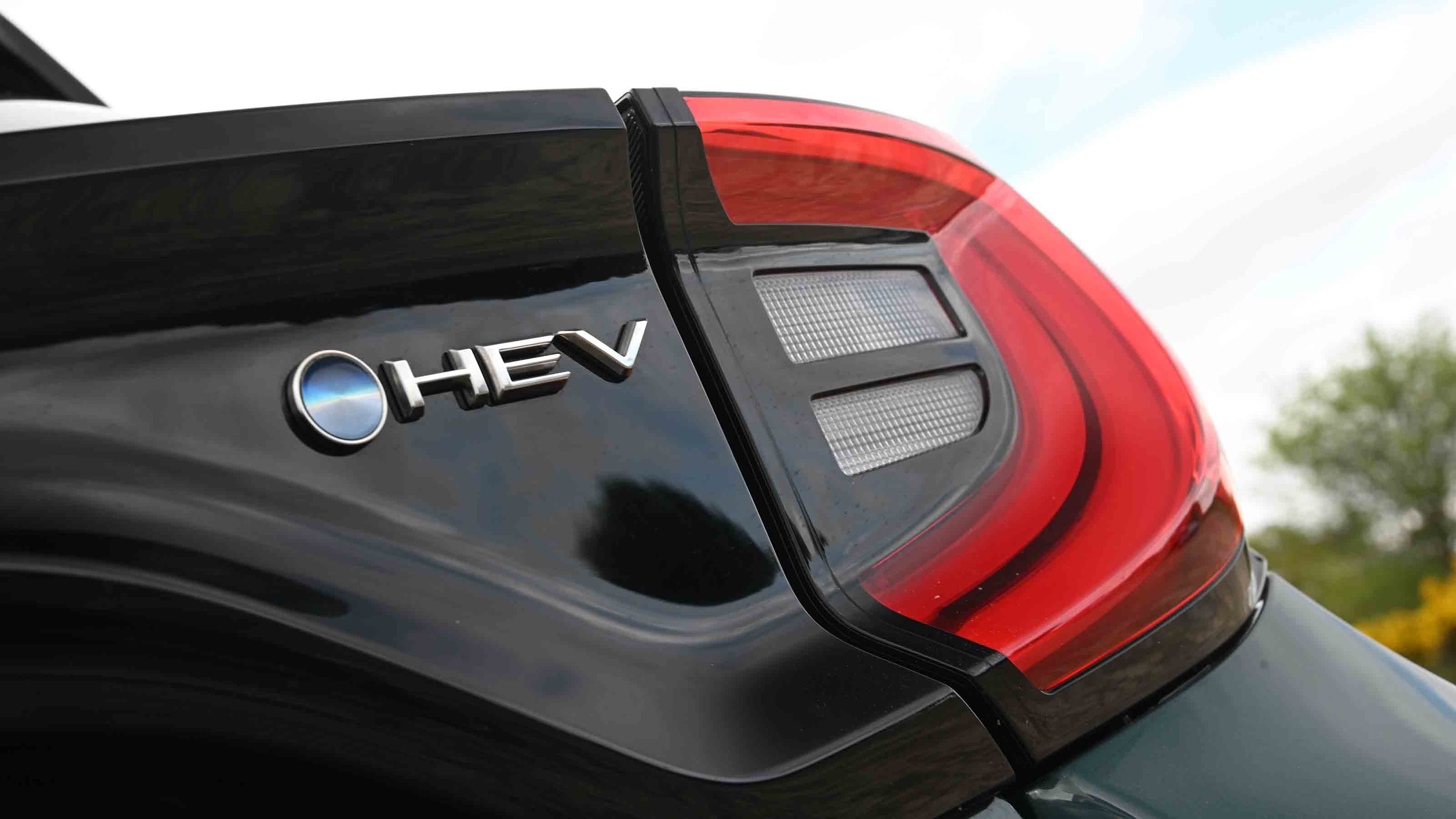 Toyota Yaris - 'HEV' badge detail