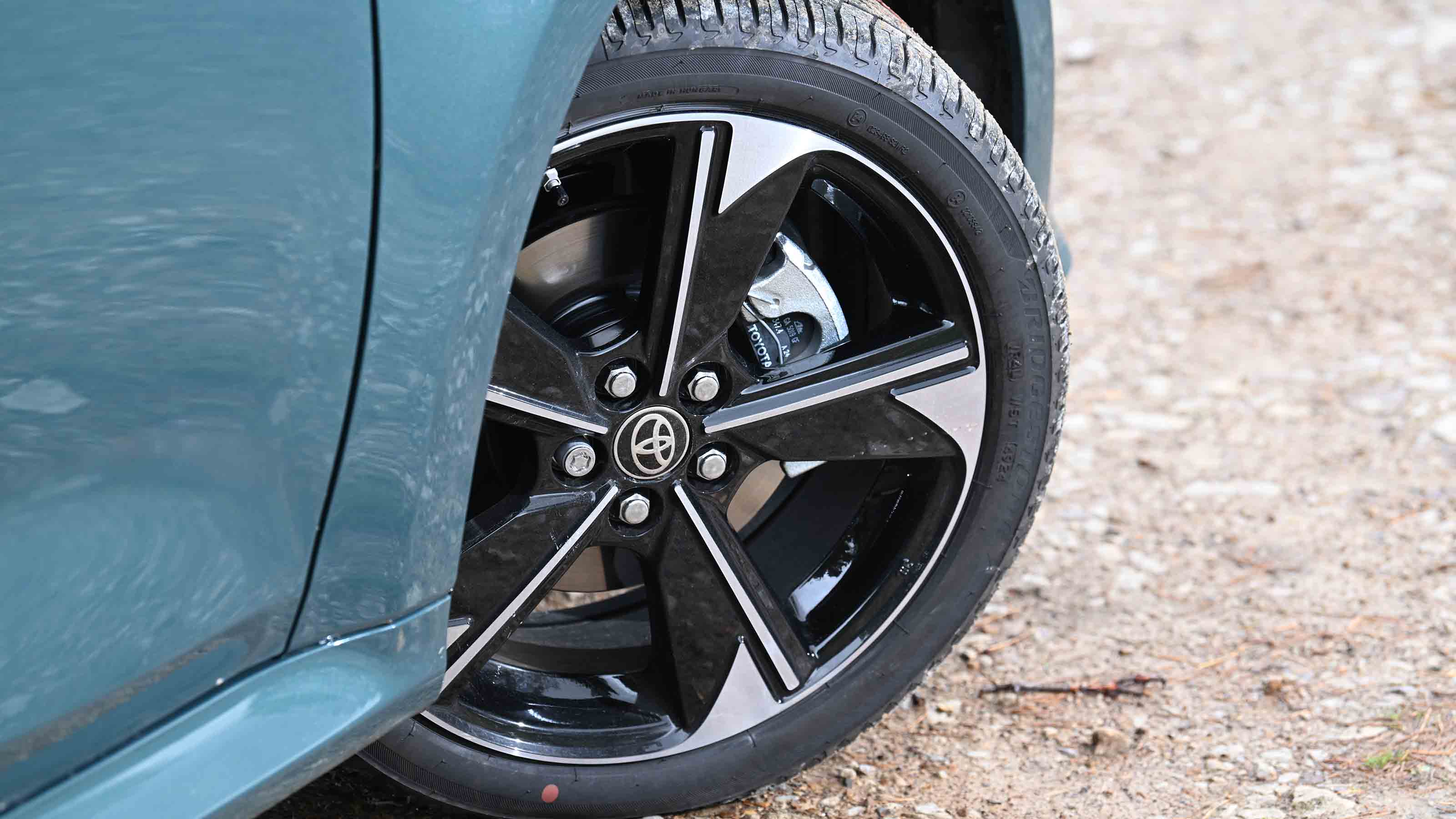 Toyota Yaris - alloy wheel detail