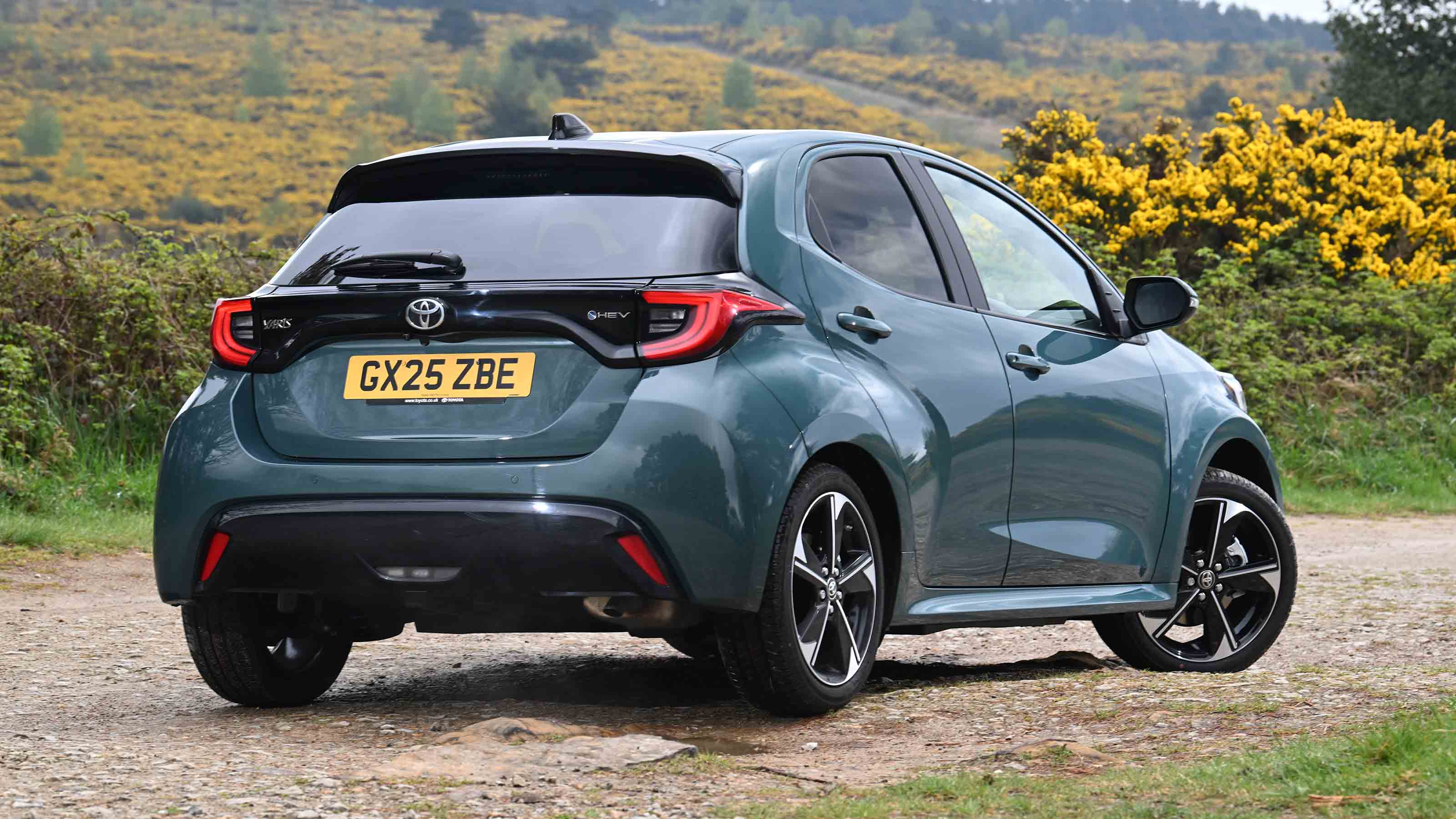 Toyota Yaris - rear static