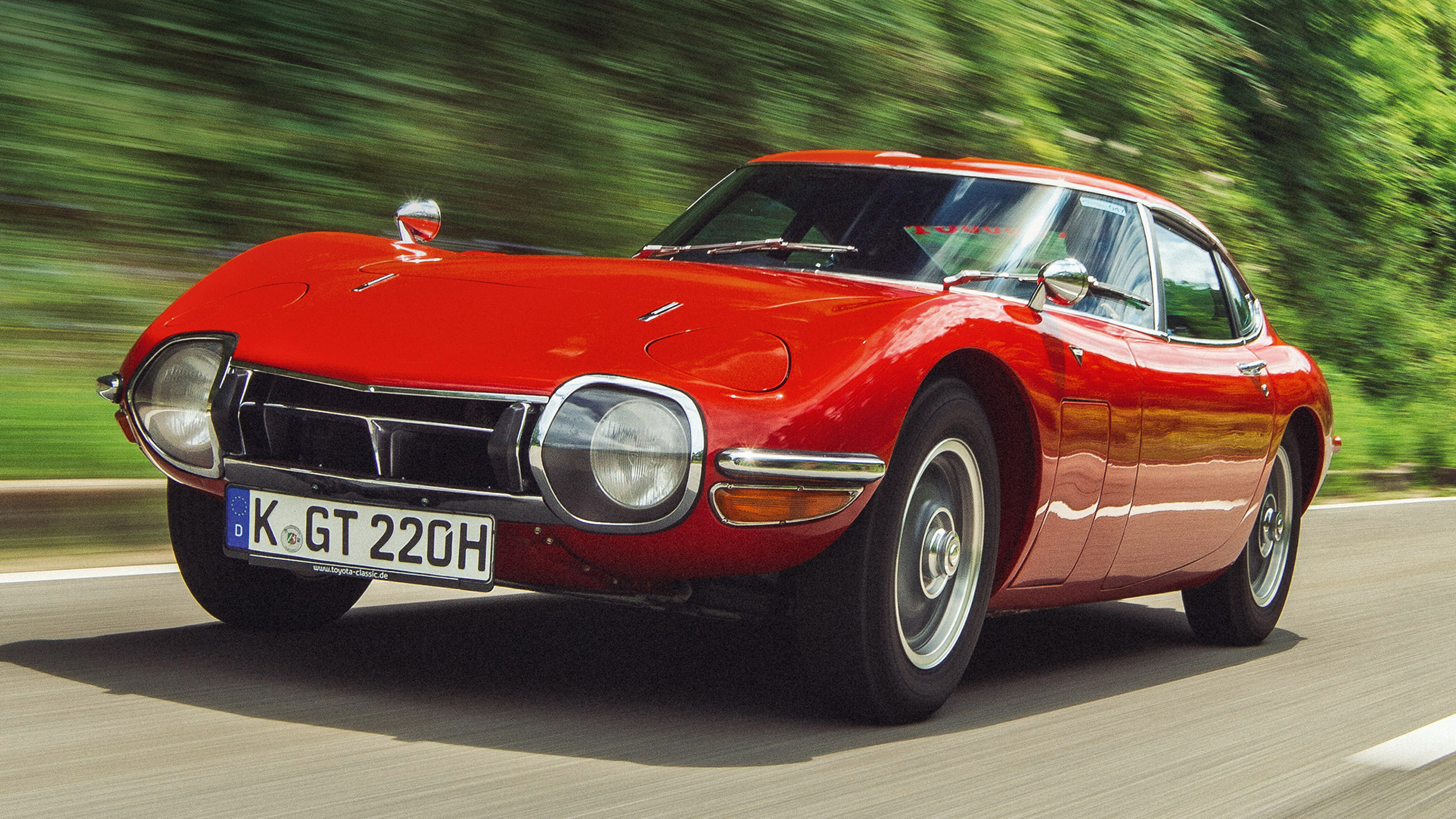 Toyota 2000GT - front tracking