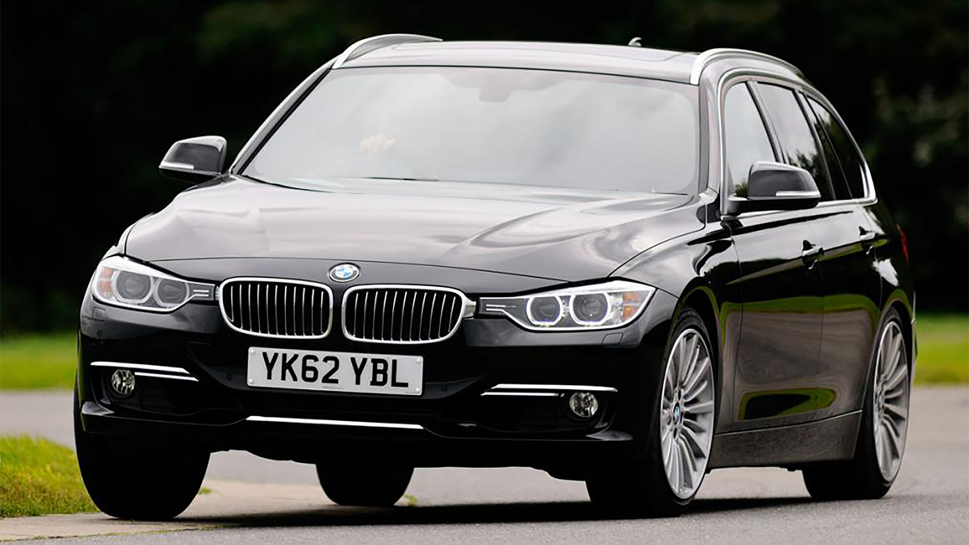 Used BMW 3 Series Touring - front 3/4