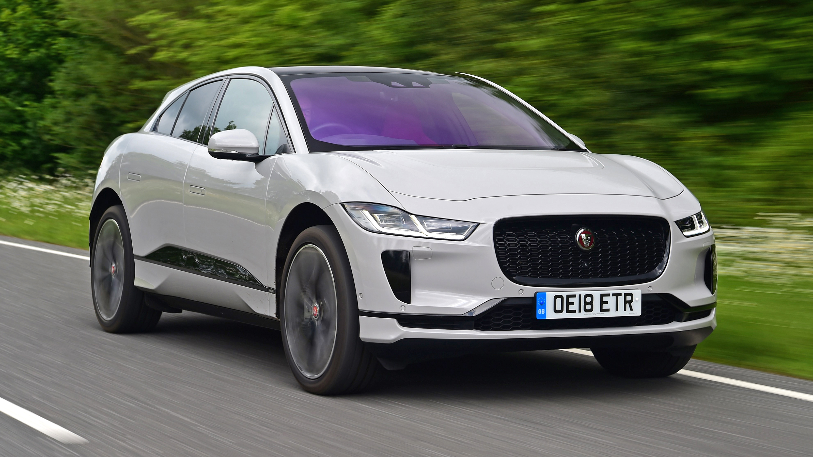 Jaguar I-Pace - front tracking