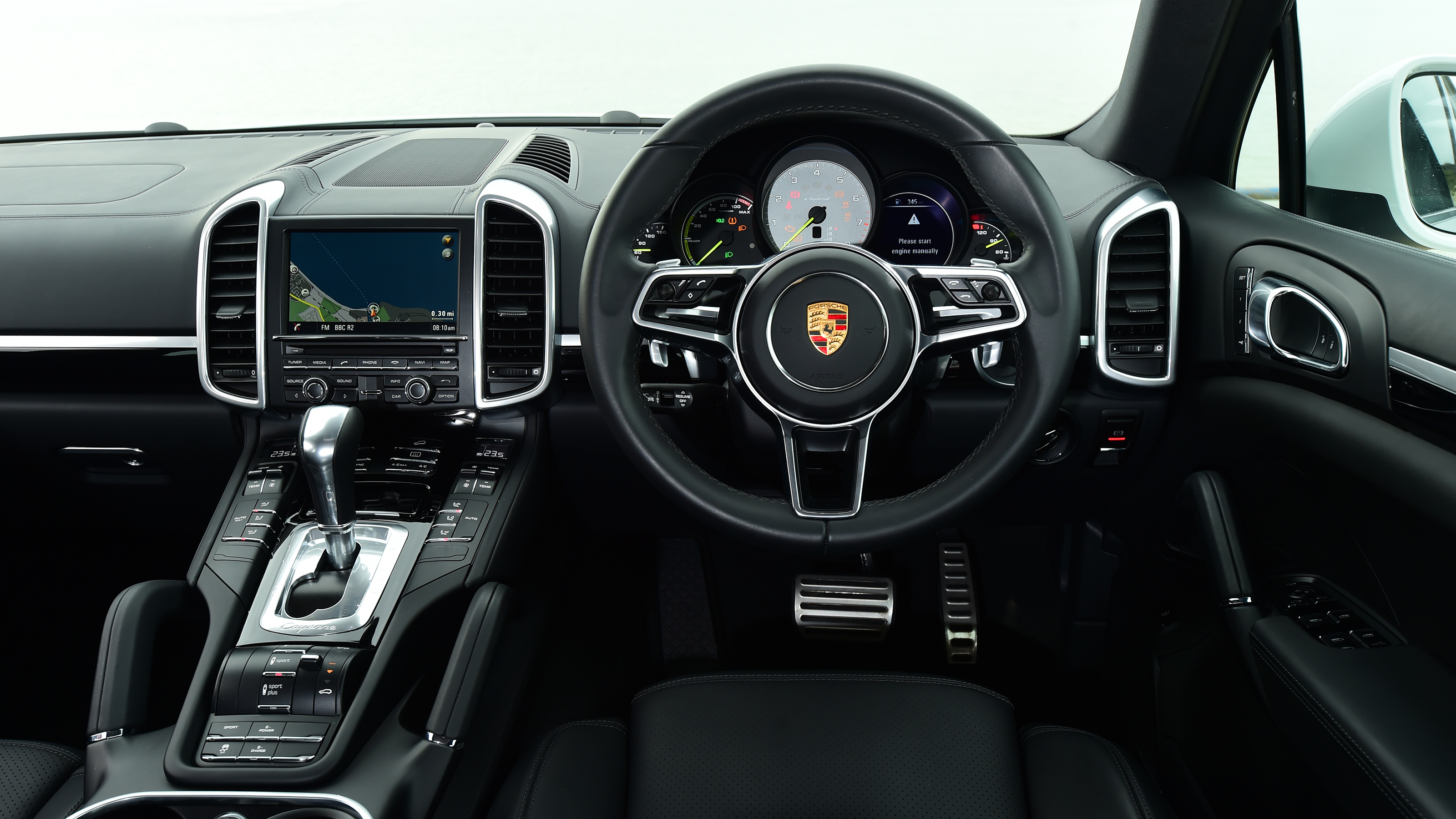 Porsche Cayenne Hybrid - interior