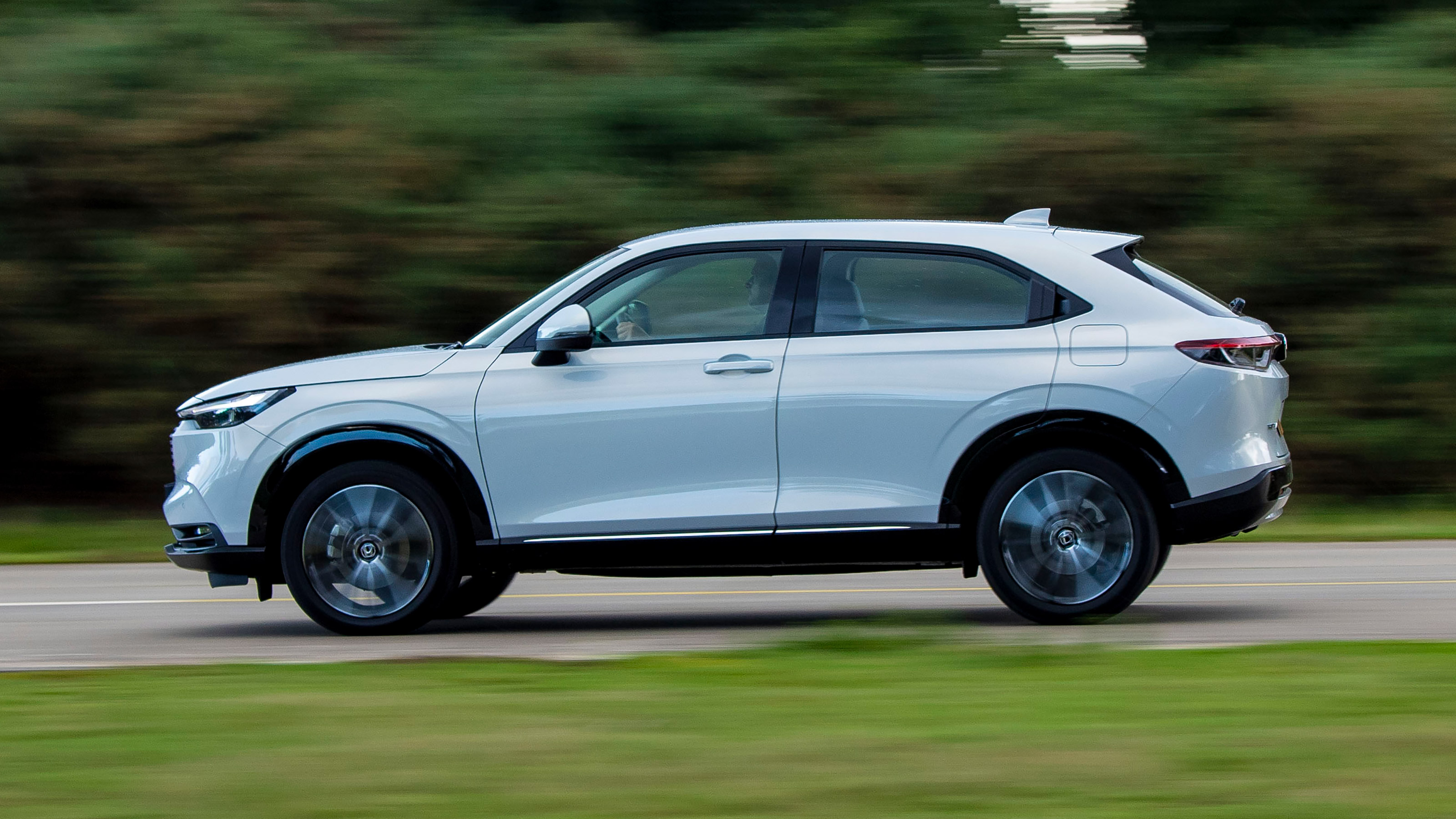 Used Honda HR-V Mk3 - side