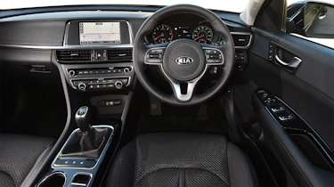 Used Kia Optima SW - interior