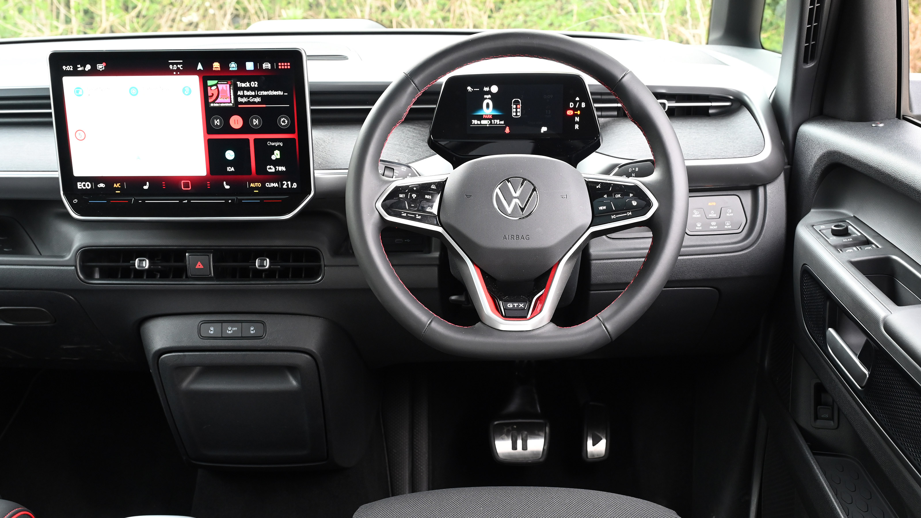 Volkswagen ID.Buzz GTX - dash