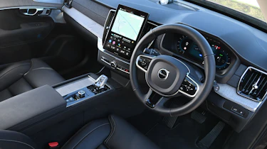 Volvo XC90 - cabin