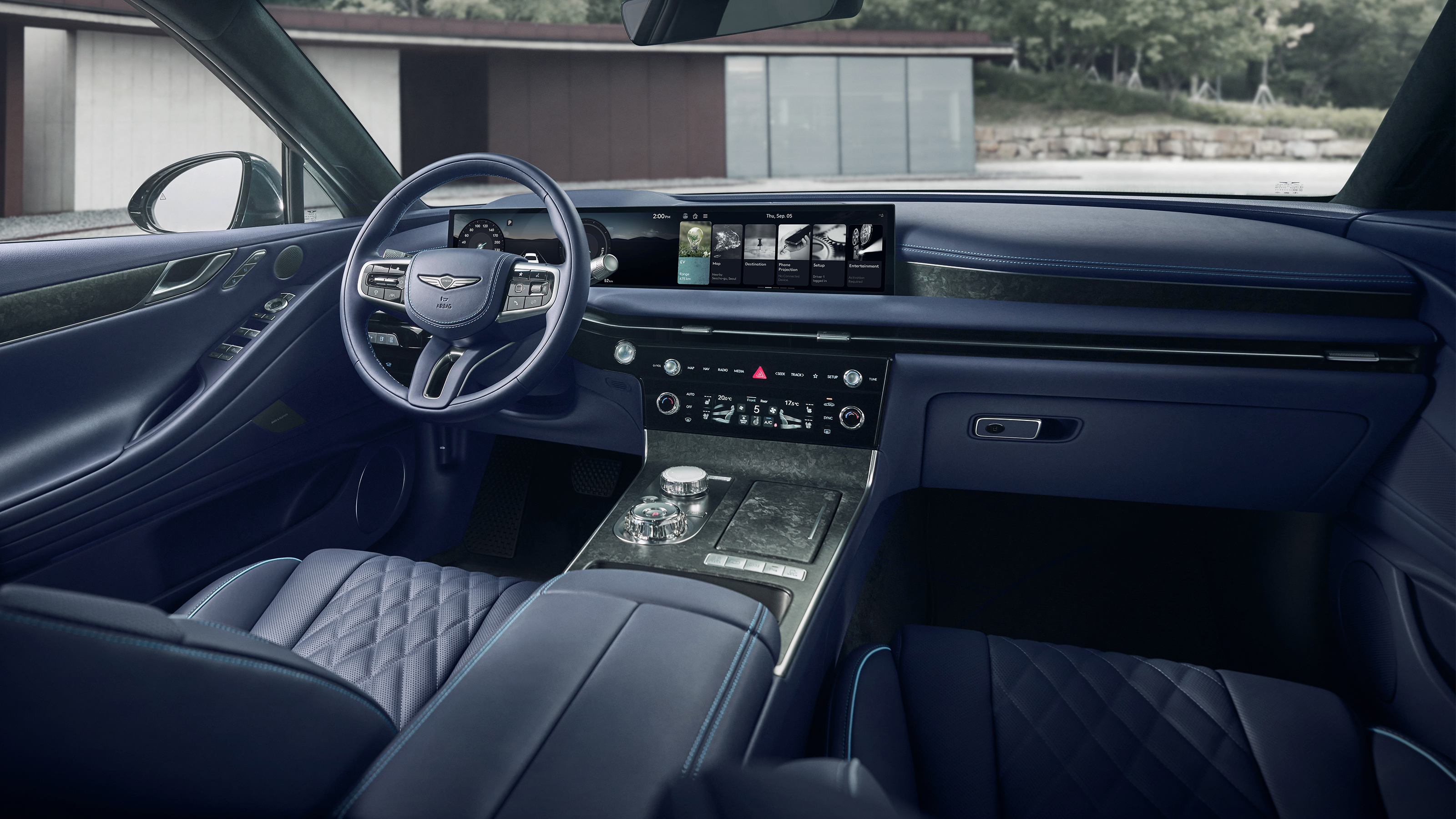 2025 Genesis Electrified G80 - interior front