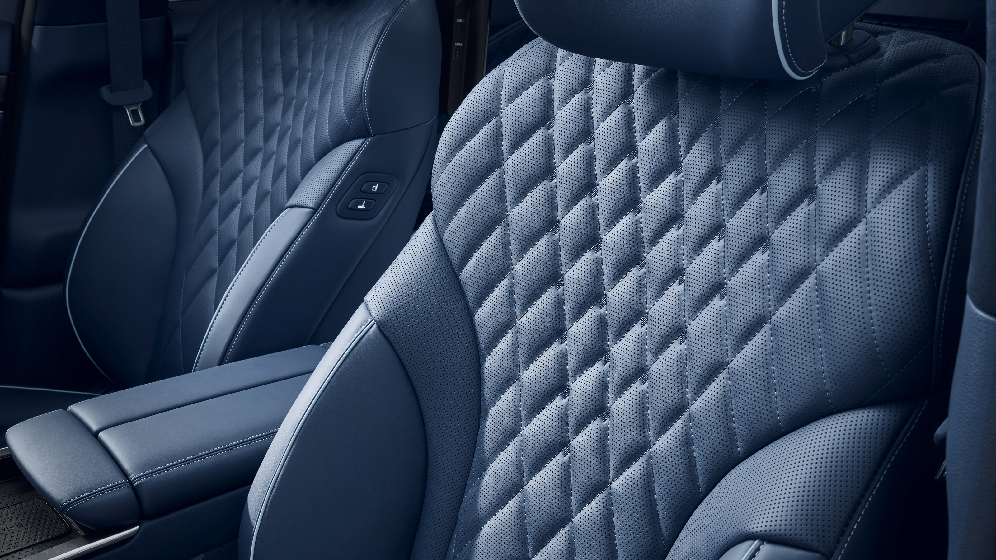 2025 Genesis Electrified G80 - quilted seats