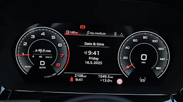 Audi A3 35 TFSI S tronic S line long termer - dials